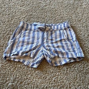 Girls size 8 blue and white stripped shorts